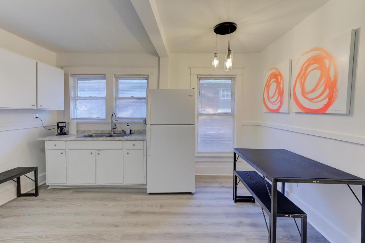 Charming Cooper-Young Flat In The Heart Of Мемфис Екстериор снимка