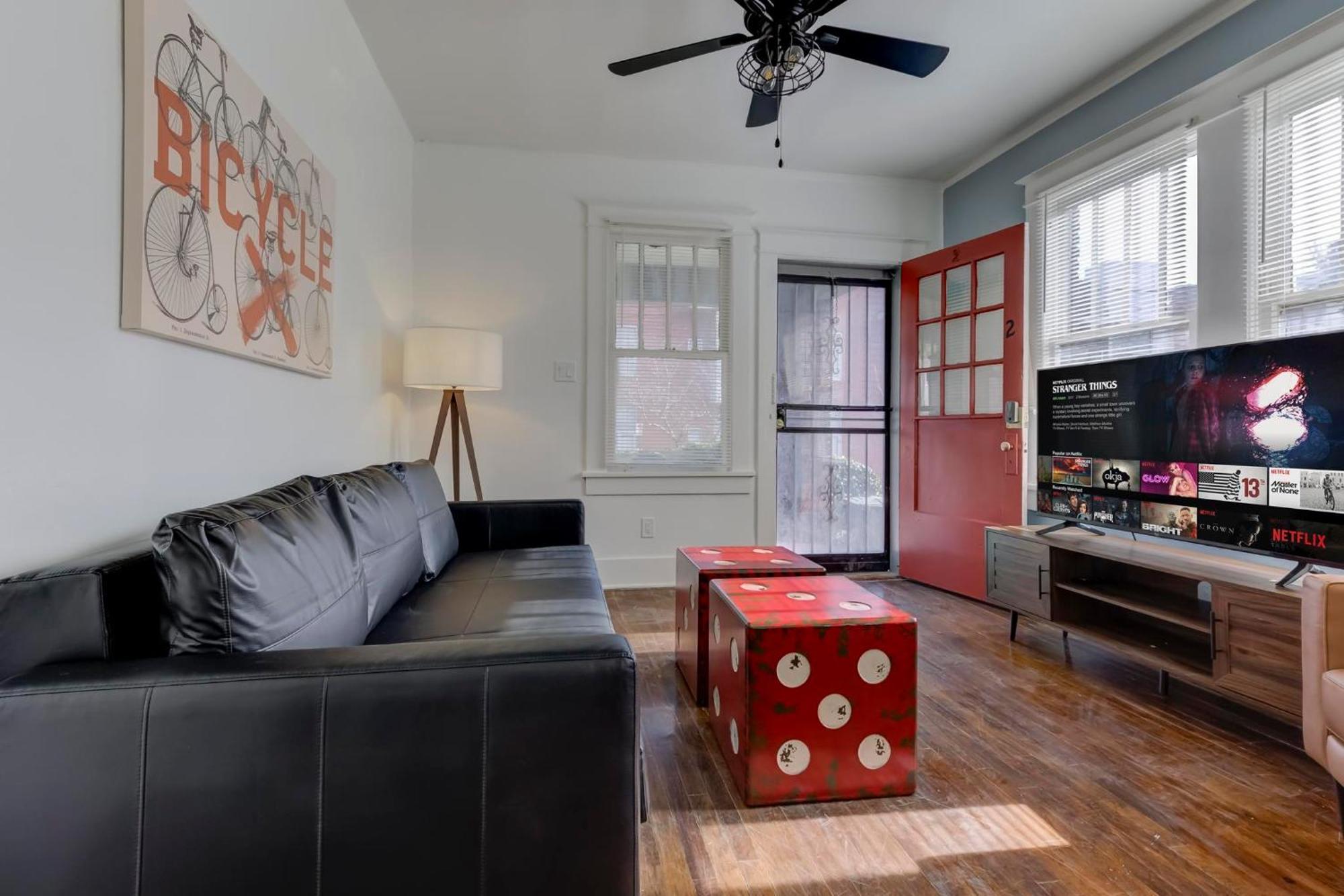Charming Cooper-Young Flat In The Heart Of Мемфис Екстериор снимка
